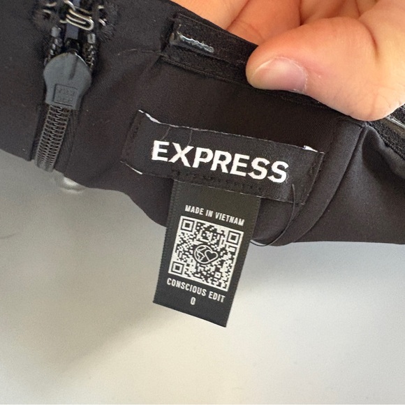 NEW Express Black Strapless Wide Leg Jumpsuit NWT Women’s Size 0 Formal Evening - Picture 7 of 9